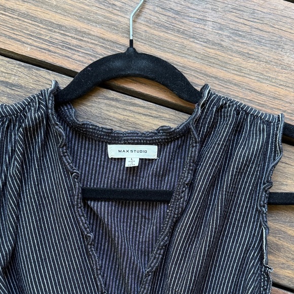 Max Studio Black and White Textured Midi Dress - Picture 3 of 6